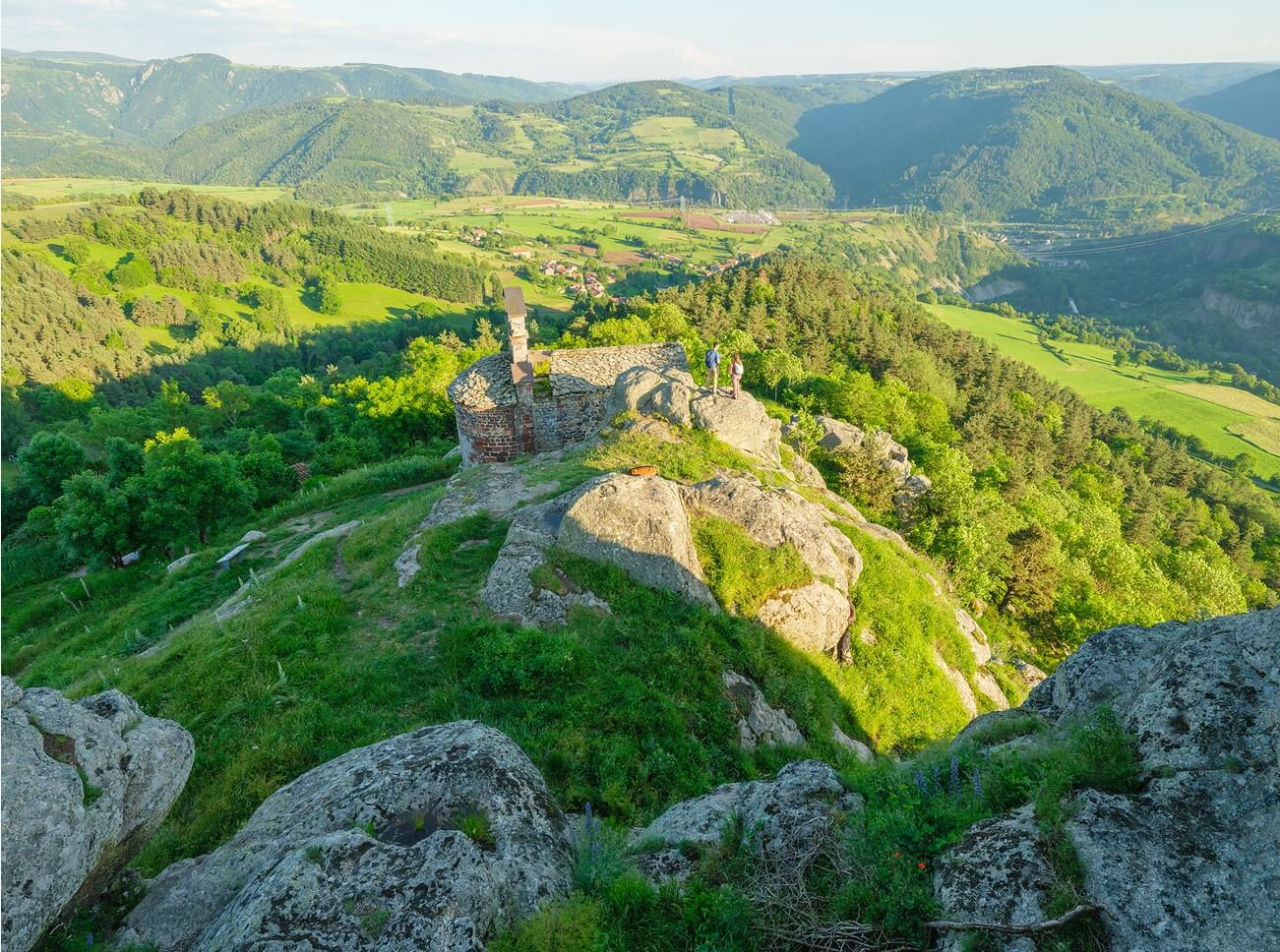 Vue panoramique à la Chapelle de Rochegude sur le chemin de Compostelle