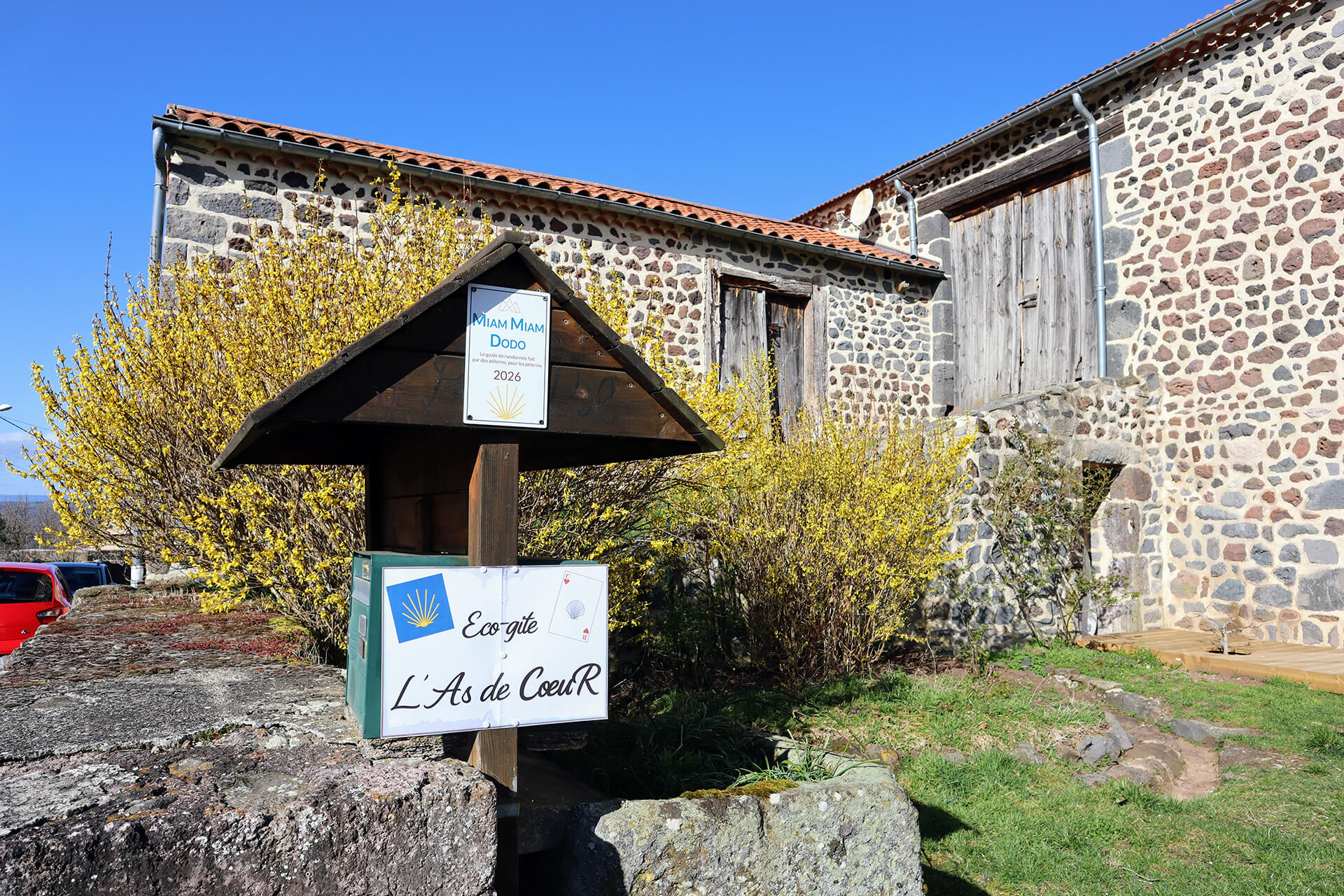 ecogite-as-de-coeur-chemin-saint-jacques (1)