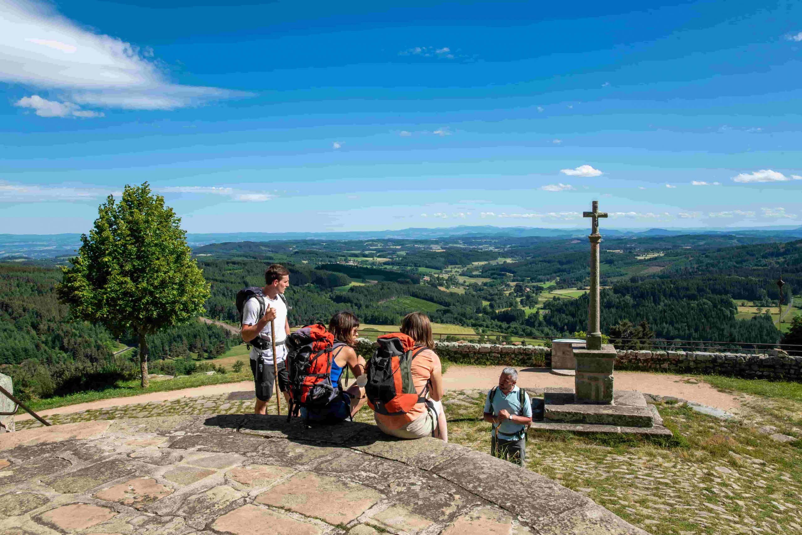Le chemin de Compostelle de Cluny au Puy-en-Velay